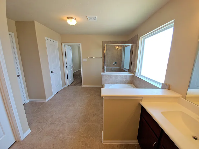 24726 Colonial Elm Dr — Photo 15