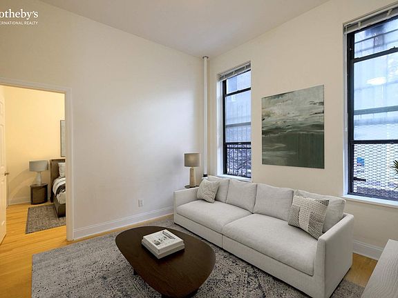 4th image of 750 9th Ave APT 1RR