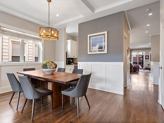 5th image of 1448 W Carmen Ave #1