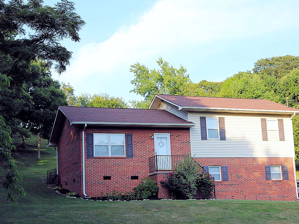 1st image of 206 Scenic Dr
