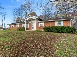 157 Sunrise Dr, Jackson, MO 63755