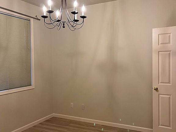 3rd image of 4709 160th St SW
