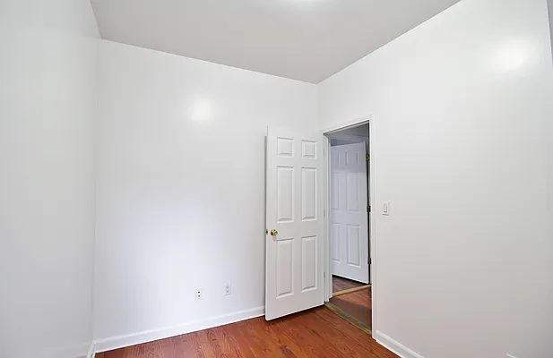 Rented by Julianna Realty Corp | media 21