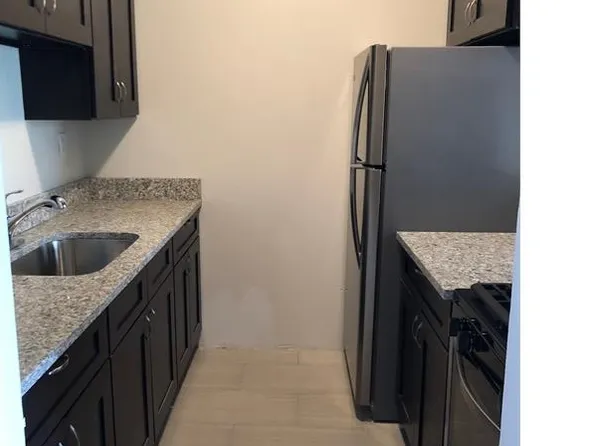 667 E 165th St Floor 3, Bronx, NY 10456