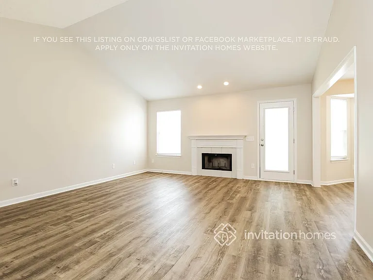 2108 Long Meadow Dr — Photo 5