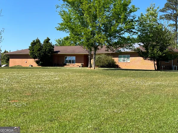 135 Meriwether Cir NW, Milledgeville, GA 31061