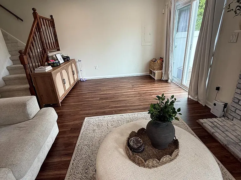703 Stillhouse Ln — Photo 6