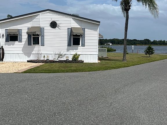4th image of 115 Pineapple Dr
