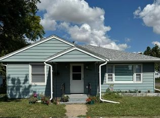 121 2nd St, Collins, IA 50055