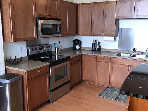 4th image of 1503 Central Ave NW Unit 201