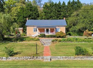2305 Netherland Inn Rd, Kingsport, TN 37660