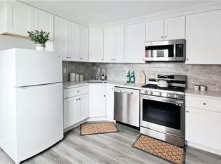 73 Webb Ave APT 2, Stamford, CT 06902