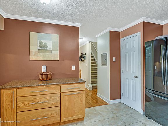 5th image of 4508 Norma Pl