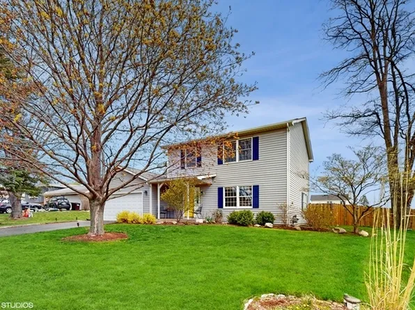 26607 N Main St, Wauconda, IL 60084