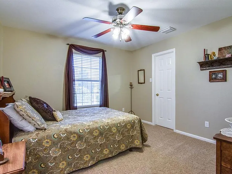 7517 Point Reyes Dr — Photo 30