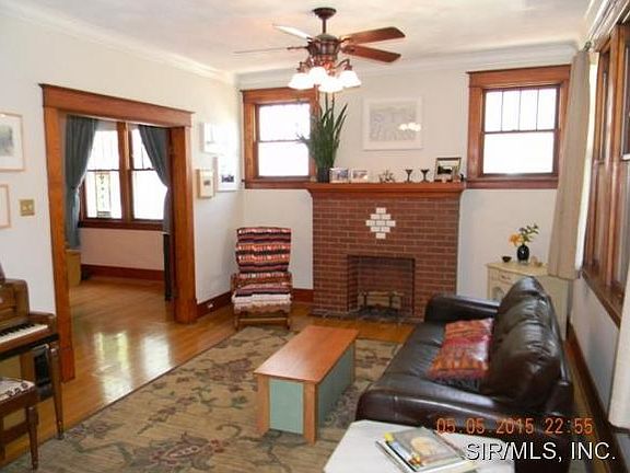 3rd image of 1219 Lindenwood Ave