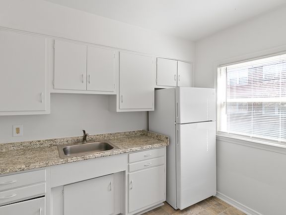 2nd image of 21501 Kingsville Ave #207