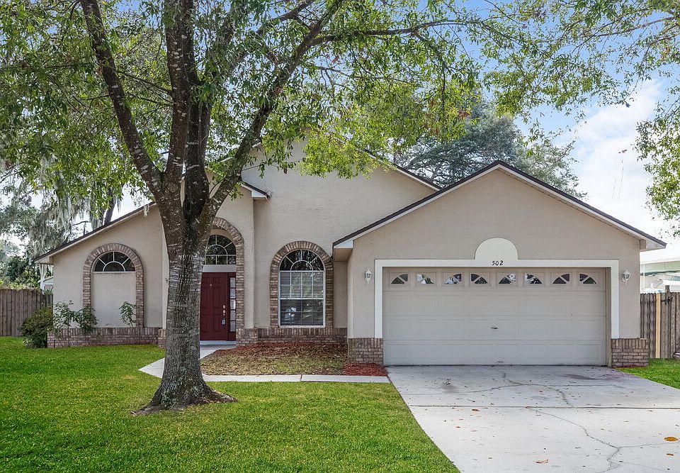 1st image of 502 Valencia Place Cir