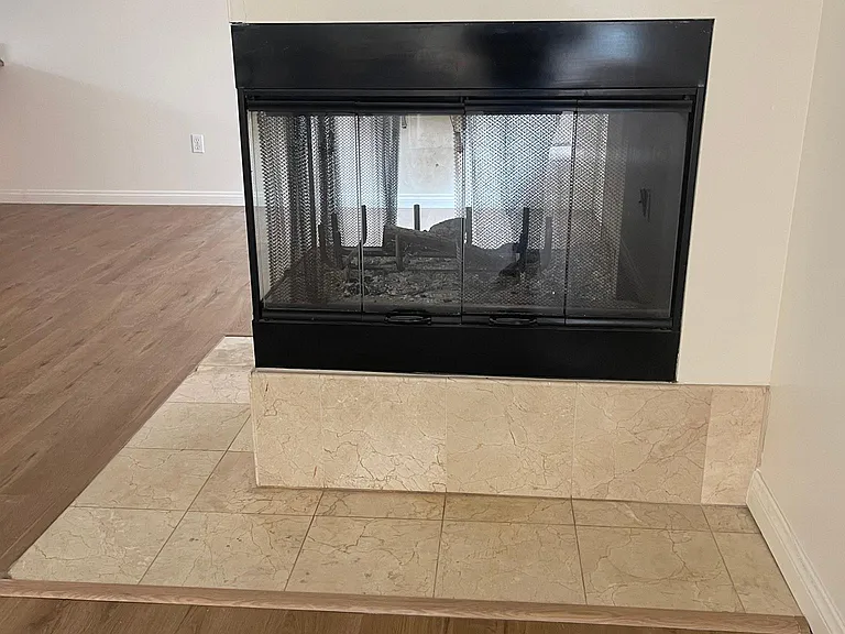 3953 Riviera Dr — Photo 6