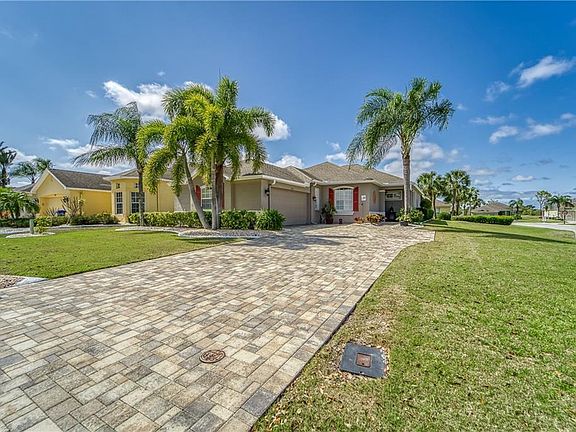 2nd image of 1203 Emerald Dunes Dr