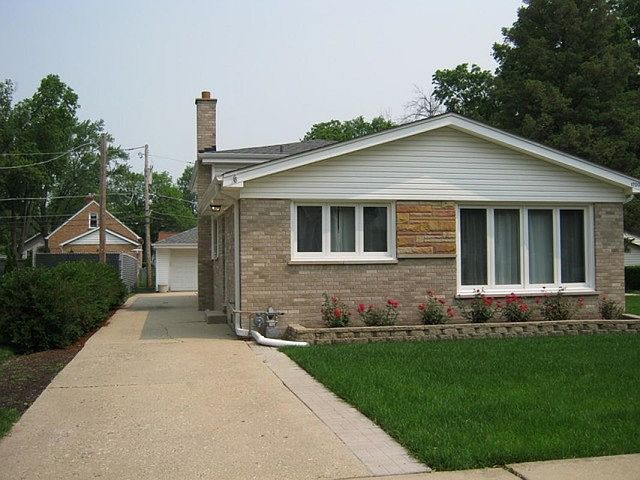 1st image of 1700 Van Buren Ave