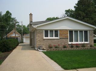 1700 Van Buren Ave, Des Plaines, IL 60018