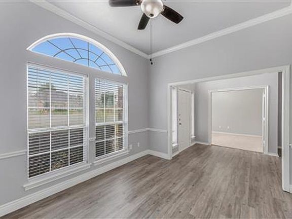 4th image of 7744 Bridlewood Ct