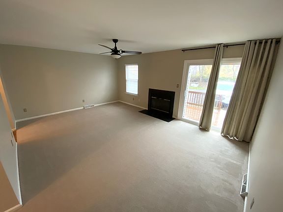 2nd image of 891 Sturbridge Ln
