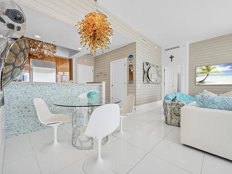 2700 N Ocean Dr #Penthouse 4b — Photo 8