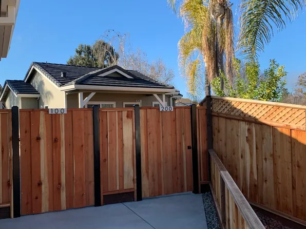 2101 Raleigh Cir #200, Hollister, CA 95023