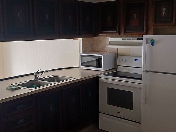 2nd image of 120 Wilpark Dr