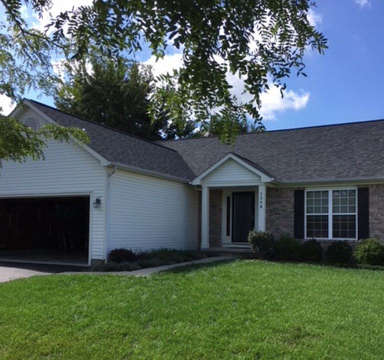 1st image of 1508 Village Dr