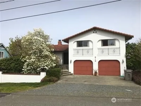916 N 32nd Street, Renton, WA 98056