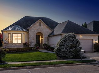 1957 Lake Shore Dr, Columbus, OH 43204