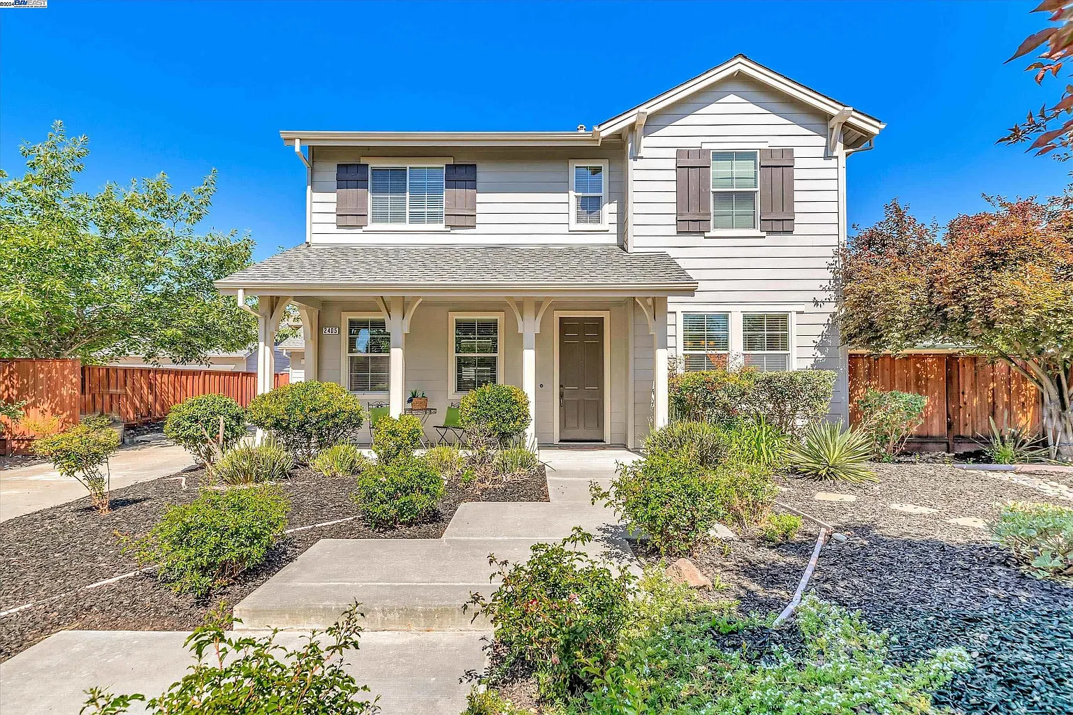 2405 Decker Ln photo 1
