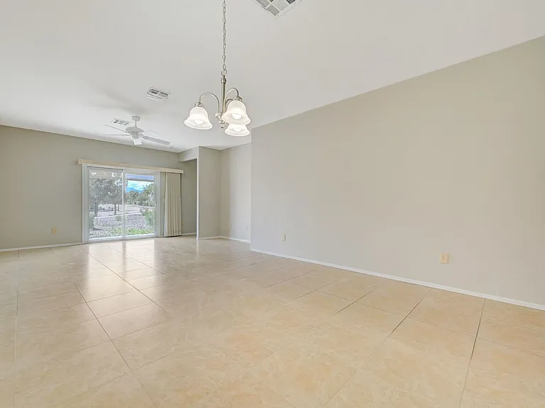 7925 Fantail Dr — Photo 5