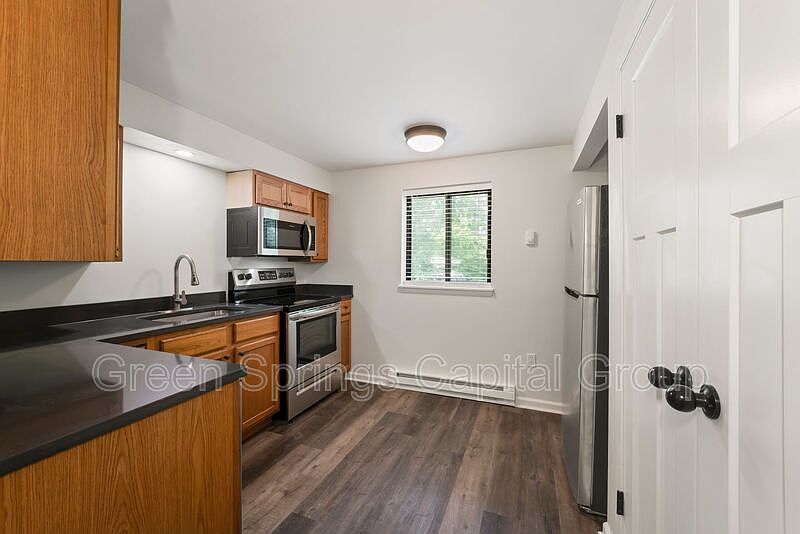 255 Main Street Apartment Rentals Corinth, NY Zillow