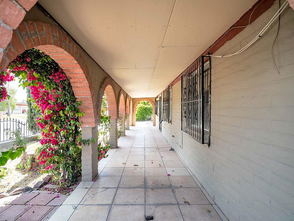 1st image of 1523 E Calle Salamanca
