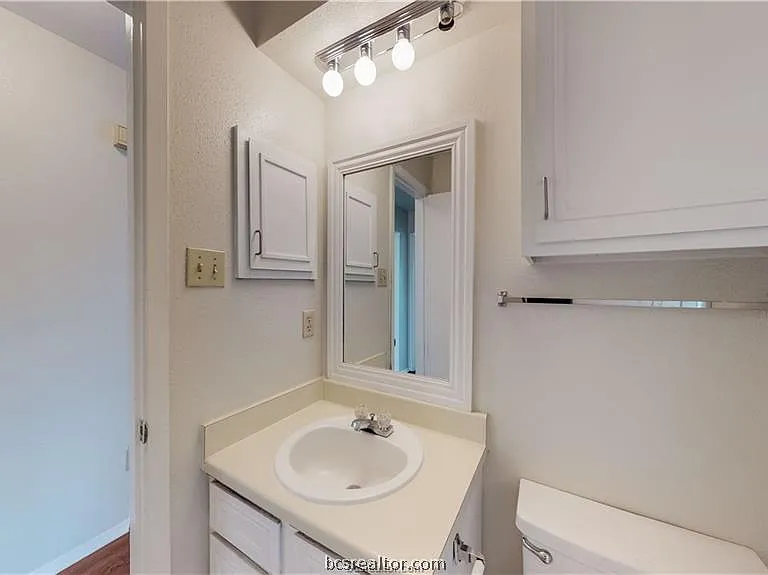 307 Manuel Dr #C — Photo 21
