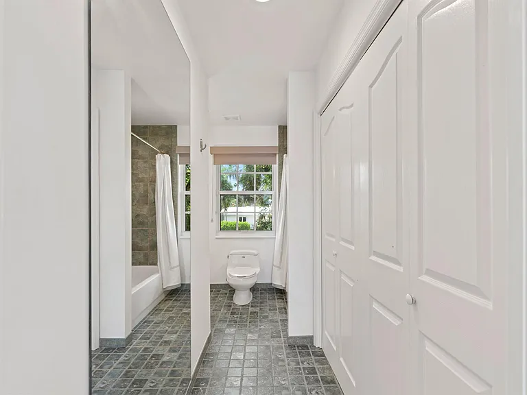 3304 N Flagler Dr — Photo 44