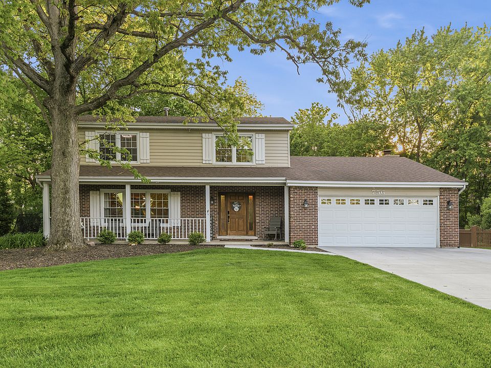 1st image of 756 Oakwood Dr