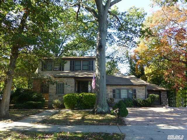 1st image of 549 Forest Ave