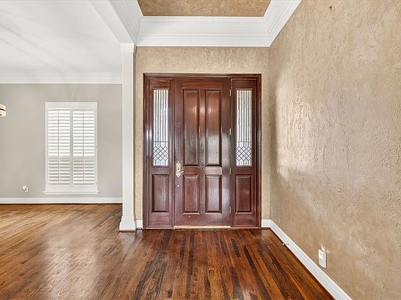 2nd image of 6201 Denain Dr