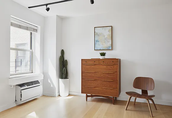 Sold by Hauseit LLC | media 5