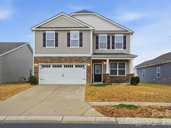 7576 Stonehouse Dr, Gastonia, NC 28056