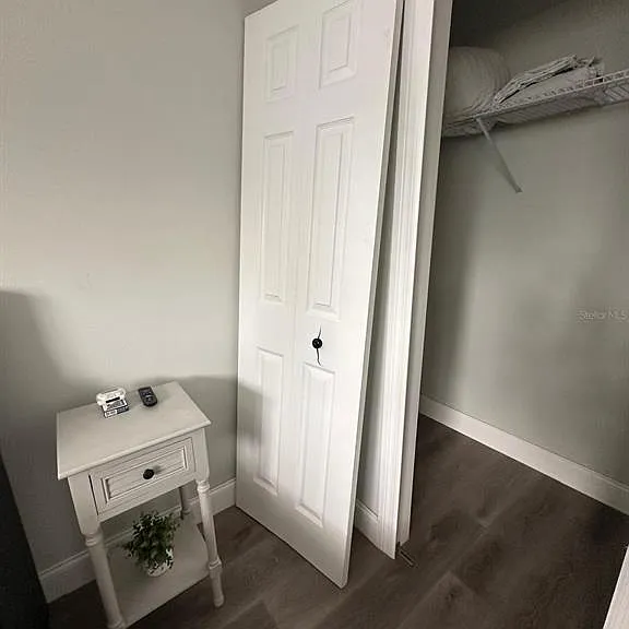 802 Gregory Ln — Photo 16