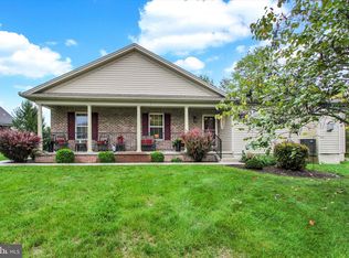 10 Blackthorn Ct, Gettysburg, PA 17325