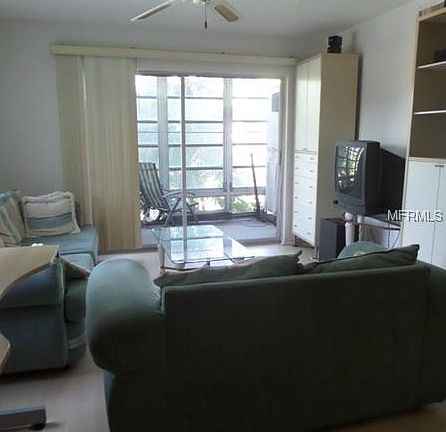 5th image of 100 Waverly Way APT 206