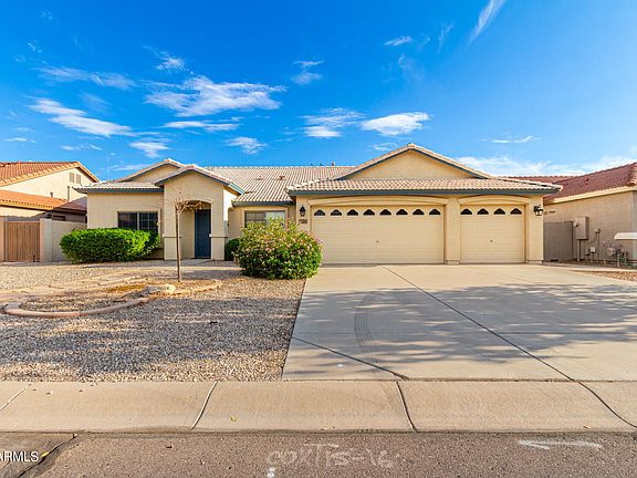 2nd image of 4149 E SOMERSET Way