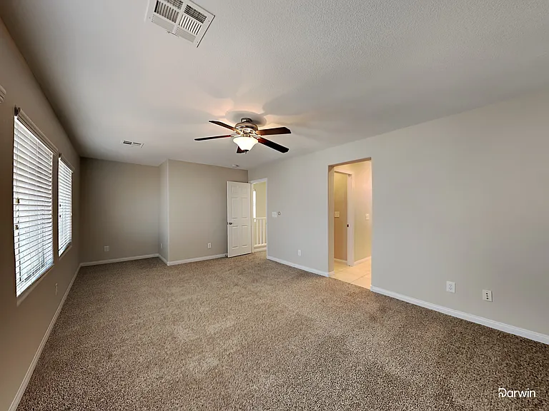 10591 Mann St — Photo 5